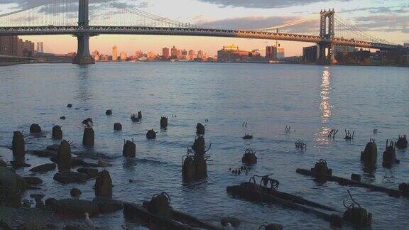 傍晚的曼哈顿桥