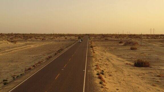 中国新疆沙漠公路