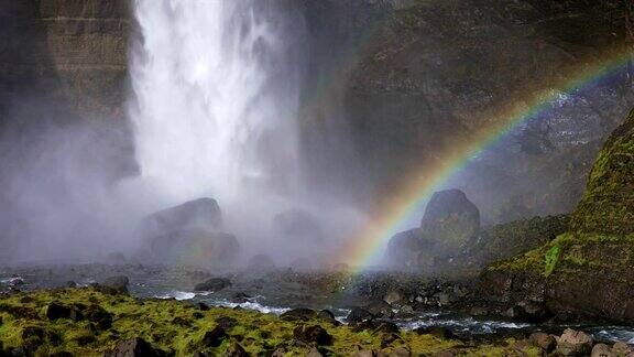 海夫斯瀑布与彩虹冰岛