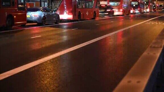 伦敦市区夜间交通的时间流逝