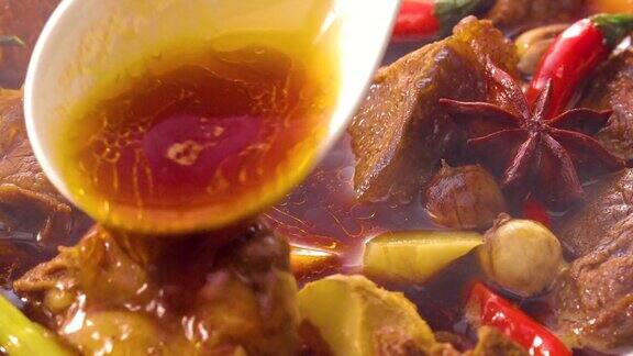 勺鱼砂锅香红烧牛肉汤