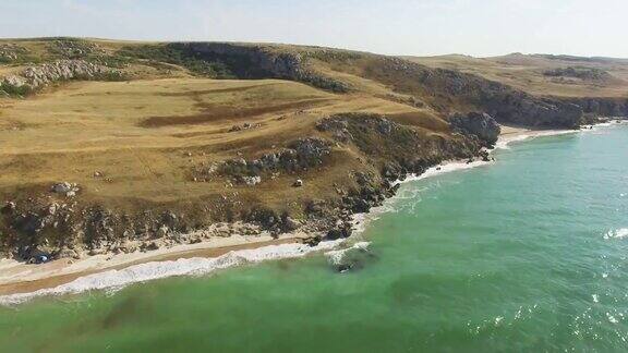 天线:岩石海岸