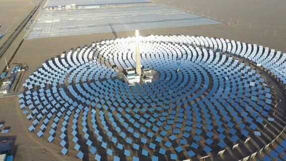 熔盐塔聚光太阳能热电厂