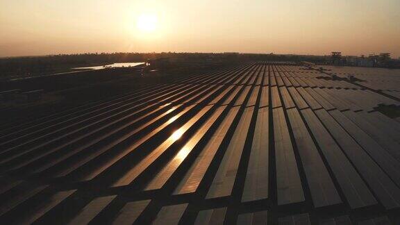 空中工业太阳能农场生产集中太阳能
