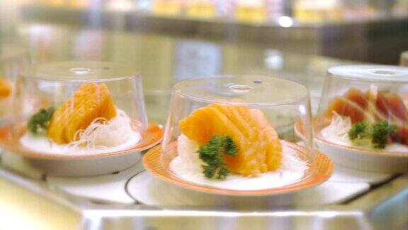 寿司和生鱼片