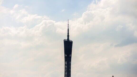 阳光明媚的一天广州城著名的广州塔顶全景4k时间流逝中国