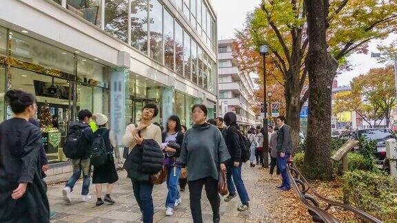 4K延时平移:日本东京原宿的行人拥挤不堪