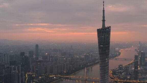 中国广州日出时的鸟瞰图
