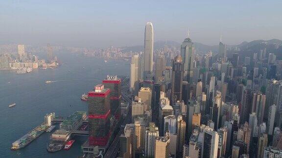 日落光香港城市市中心维多利亚港空中全景4k中国