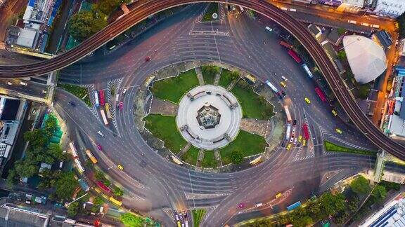 在泰国曼谷的胜利纪念碑上的空中摄影