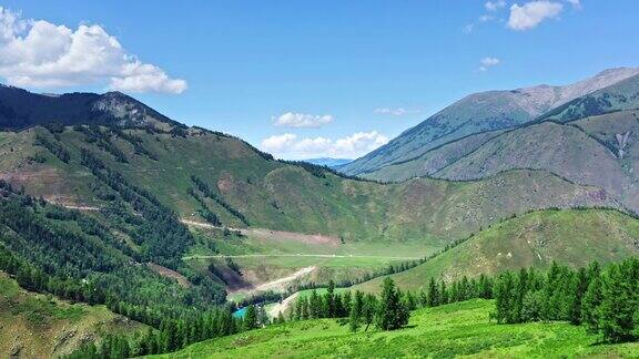 新疆山川自然风光秀丽