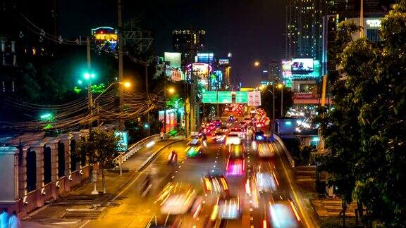 曼谷夜间交通的时间流逝