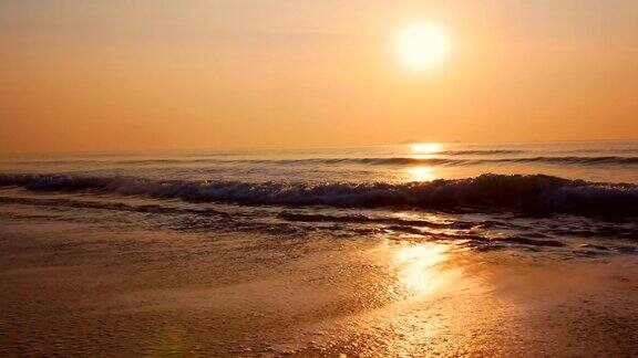 泰国Vanagon海滩的日出