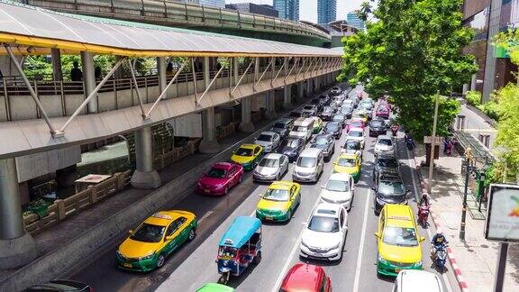 泰国曼谷商业区的交通堵塞