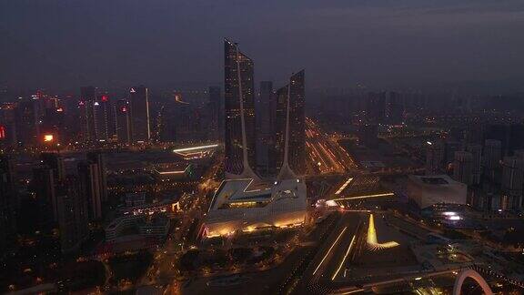暮色夜光照亮南京国际青年文化中心人行滨江大桥航拍全景4k中国