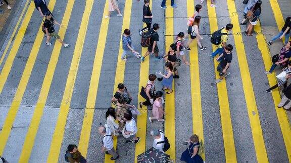 香港繁忙的行人及车辆过街-时间流逝