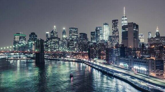 美国纽约曼哈顿金融区夜幕降临