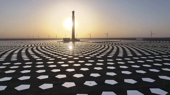 清洁、高效、可持续:聚光太阳能热电厂的三大支柱