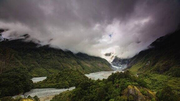 时间流逝:弗朗茨约瑟夫冰川谷在新西兰