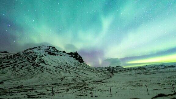 4K延时:冰岛南部VIK的北极光