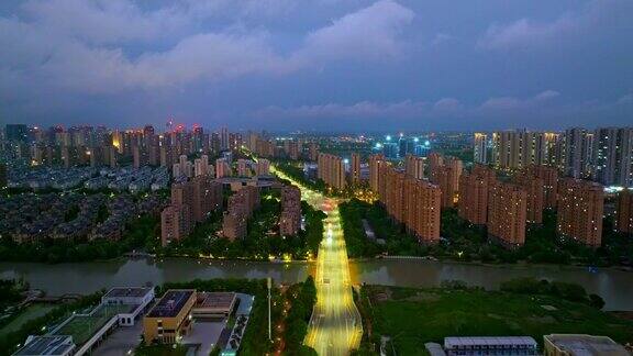杭州夜间城市和道路鸟瞰图