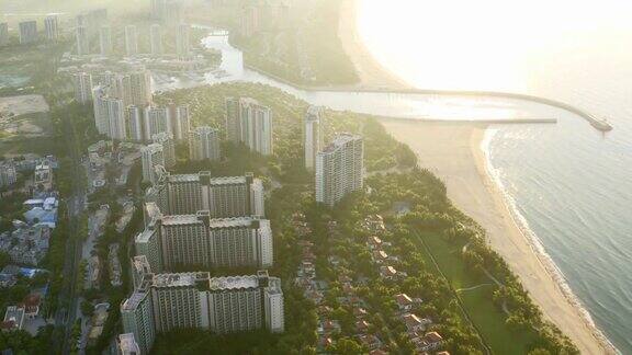 位于中国海南三亚海边的高档住宅区