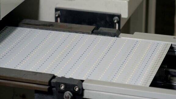 LED面板现代化生产线