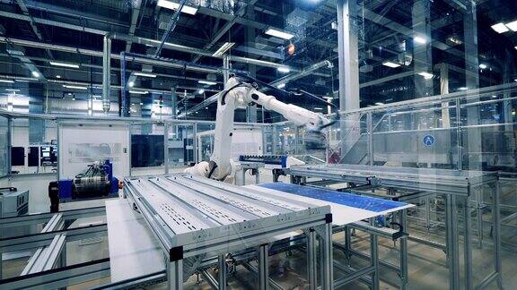 工厂单位与机器人机构移动太阳能电池