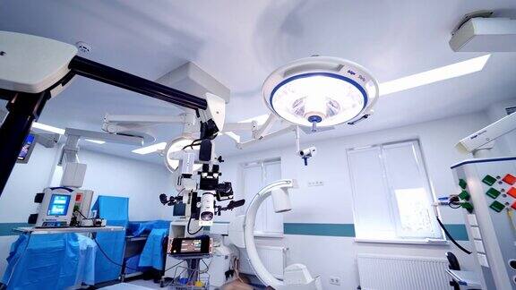 新手术室的医疗设备