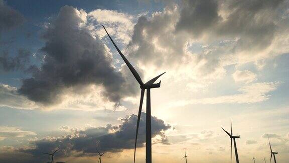 一个高风力涡轮机的低角度视图为农业地区提供能源和供应