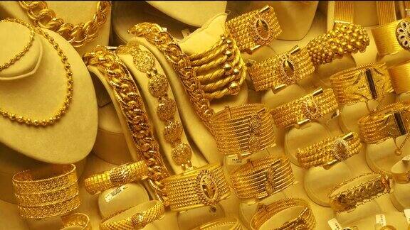 4K黄金珠宝链和手镯