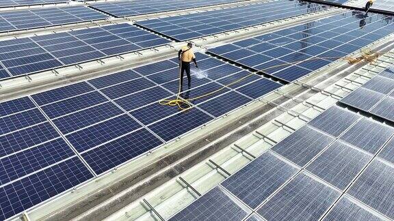 太阳能屋顶清洁