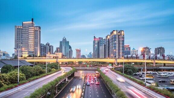 杭州航拍滨江区与城市景观和交汇处交通繁忙延时拍摄