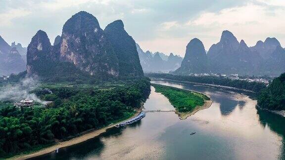 鸟瞰桂林美丽的山水风光