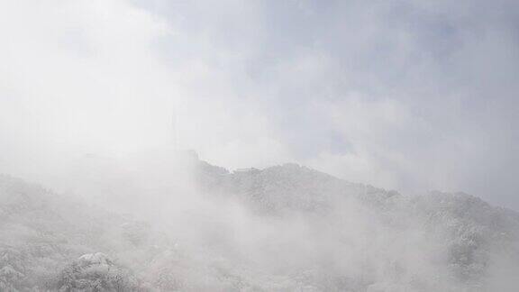黄山的雪景时间间隔4k