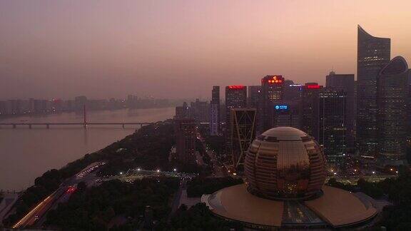 日落时分天空杭州市区滨江交通湾航拍全景4k中国