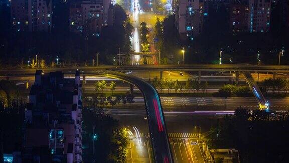 夜间时间照亮成都城市交通街道道路屋顶时间推移自上而下全景4k中国