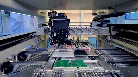 自动化机器人电子零件制造机器4k