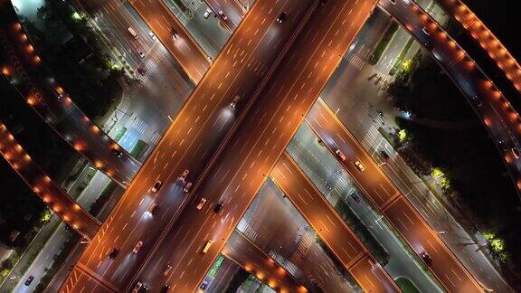 中国河南省郑州市夜间的立交桥