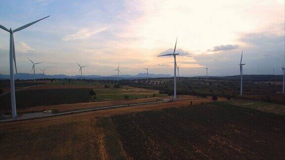 鸟瞰图泰国风力涡轮机发电