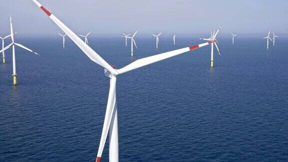 空中旋转的海上风力涡轮机