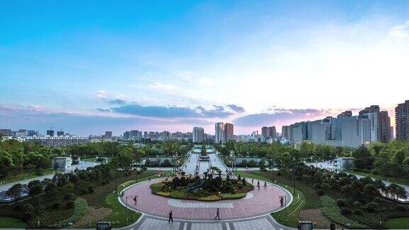 公园靠近杭州东站时间从早到晚