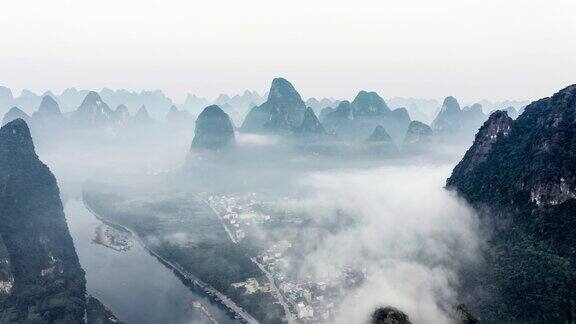 桂林山水雾景的航拍镜头