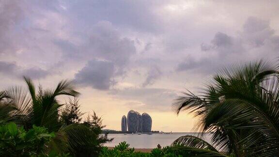 日落时间三亚市著名的酒店度假岛海滩湾全景4k时间间隔海南中国
