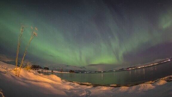 挪威北部北极光的时间间隔