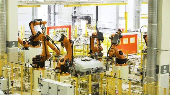 俄罗斯莫斯科2022年14月1日:汽车工厂现代汽车生产现场机器人在工作在自动化生产线上建立流程