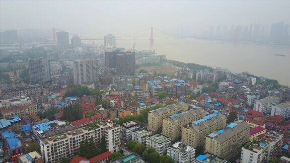 中国白天时间武汉城市景观著名的滨江大桥空中全景4k