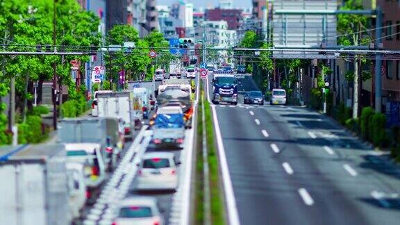 东京城市街道上微型交通堵塞的延时