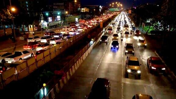 泰国曼谷夜间交通高峰时段