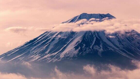 时间推移富士山的特写在日出早上日本